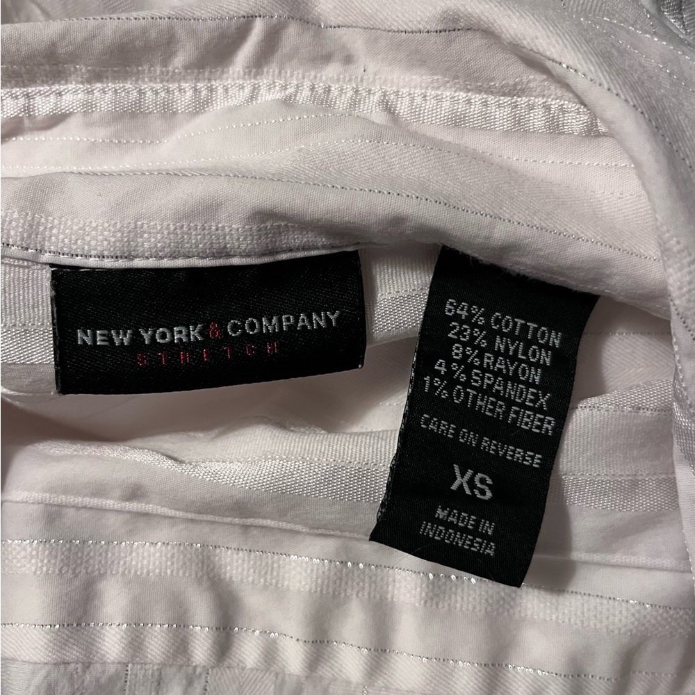 🩶🤍New York & Co. Striped Button Down Shirt - Picture 5 of 5